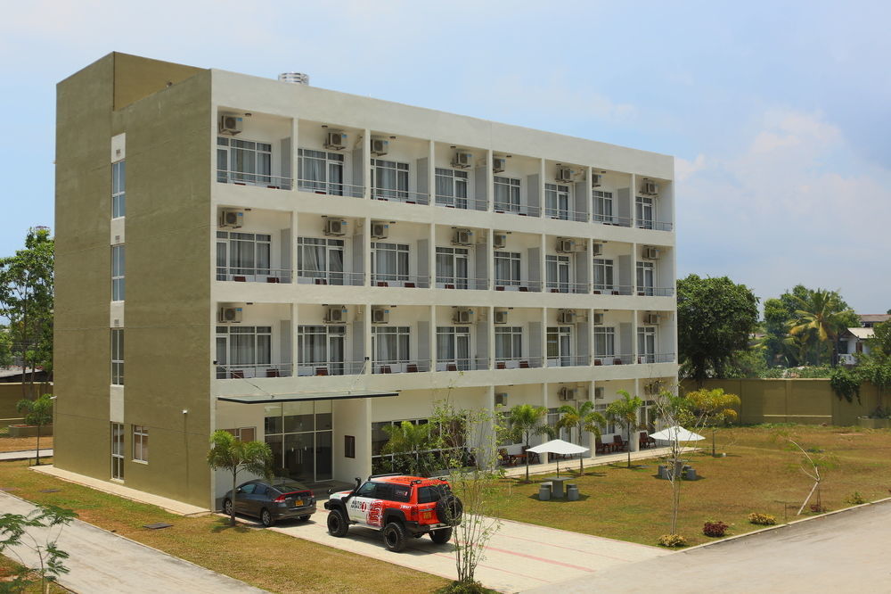 Kdu Hotel Colombo Exterior photo